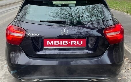 Mercedes-Benz A-Класс, 2015 год, 1 350 000 рублей, 2 фотография