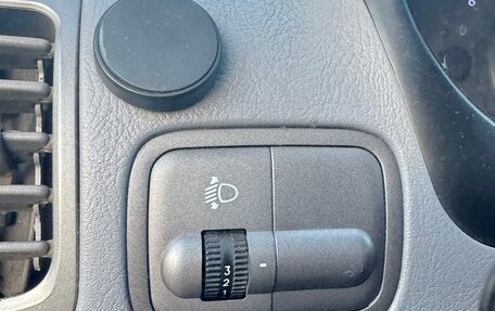 Hyundai Accent II, 2003 год, 340 000 рублей, 20 фотография