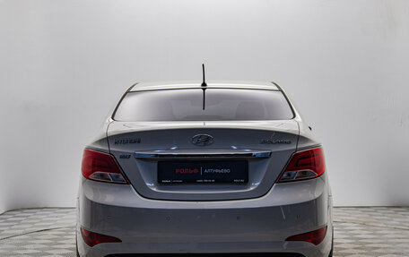 Hyundai Solaris II рестайлинг, 2015 год, 867 000 рублей, 5 фотография