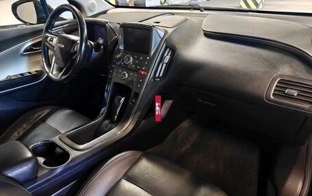 Chevrolet Volt I, 2013 год, 1 099 000 рублей, 13 фотография