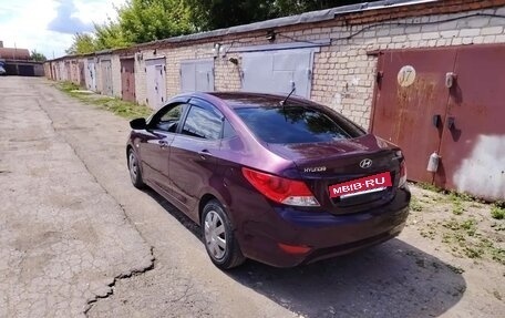 Hyundai Solaris II рестайлинг, 2013 год, 650 000 рублей, 3 фотография