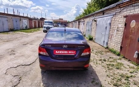 Hyundai Solaris II рестайлинг, 2013 год, 650 000 рублей, 4 фотография