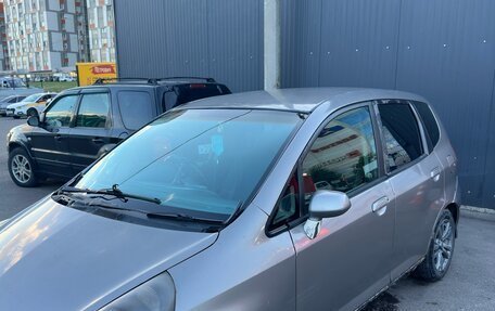 Honda Fit III, 2003 год, 175 000 рублей, 2 фотография