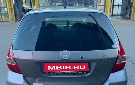 Honda Fit III, 2003 год, 175 000 рублей, 3 фотография