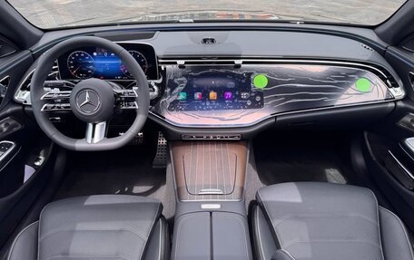 Mercedes-Benz E-Класс, 2026 год, 9 890 000 рублей, 19 фотография
