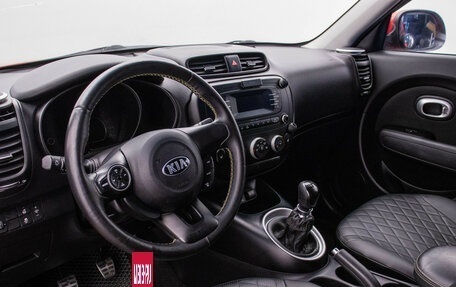 KIA Soul II рестайлинг, 2014 год, 1 089 000 рублей, 10 фотография