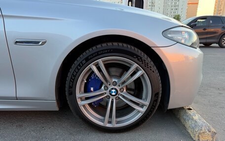 BMW 5 серия, 2015 год, 3 030 000 рублей, 2 фотография