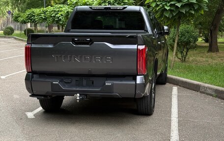 Toyota Tundra, 2023 год, 7 500 000 рублей, 2 фотография