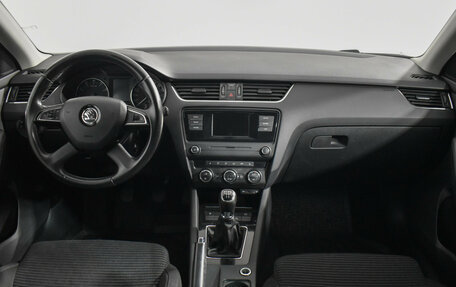Skoda Octavia, 2015 год, 1 237 986 рублей, 14 фотография