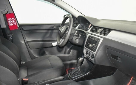 Skoda Rapid I, 2016 год, 899 000 рублей, 13 фотография