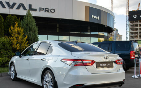 Toyota Camry, 2018 год, 4 050 000 рублей, 6 фотография