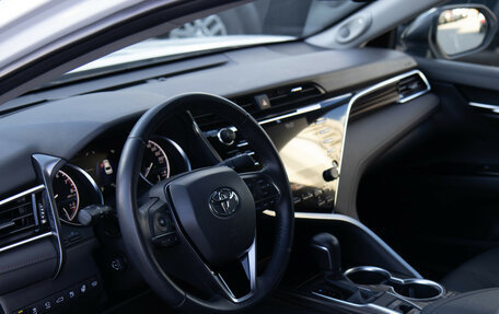Toyota Camry, 2018 год, 4 050 000 рублей, 12 фотография