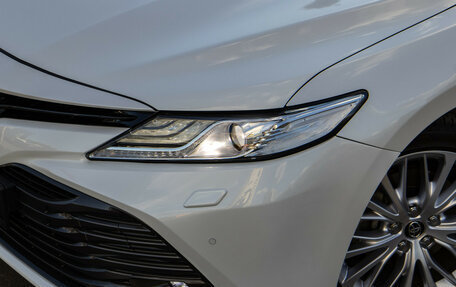 Toyota Camry, 2018 год, 4 050 000 рублей, 27 фотография