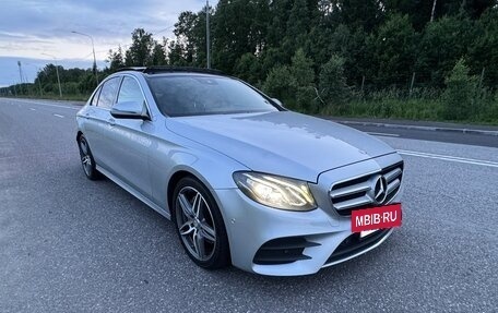 Mercedes-Benz E-Класс, 2016 год, 2 650 000 рублей, 2 фотография