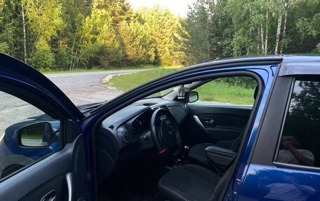 Renault Logan II, 2015 год, 620 000 рублей, 7 фотография