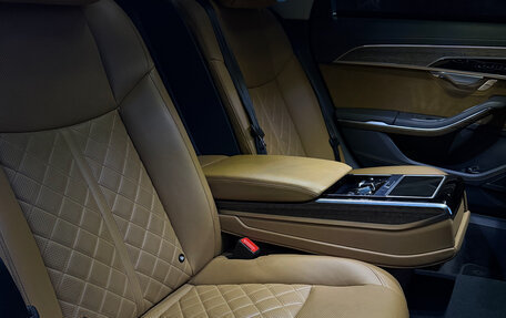 Audi A8, 2019 год, 5 950 000 рублей, 21 фотография