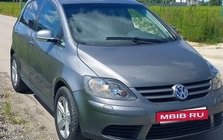 Volkswagen Golf Plus I, 2008 год, 549 000 рублей, 2 фотография