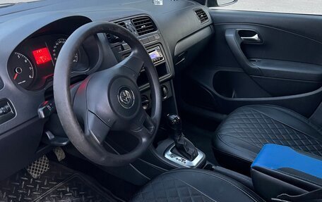 Volkswagen Polo VI (EU Market), 2011 год, 650 000 рублей, 10 фотография