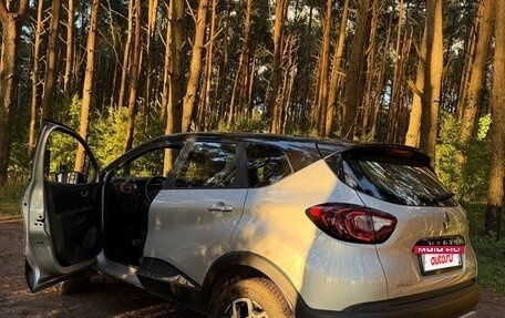 Renault Kaptur I рестайлинг, 2018 год, 1 530 000 рублей, 10 фотография