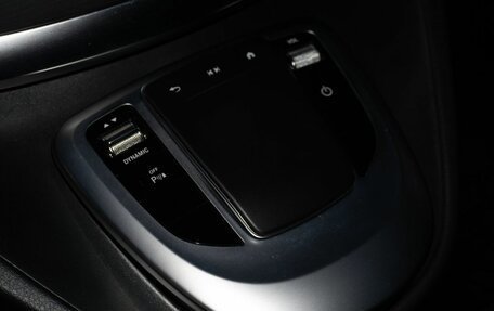 Mercedes-Benz EQV, 2021 год, 6 700 000 рублей, 16 фотография