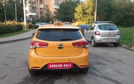 KIA Rio III рестайлинг, 2015 год, 630 000 рублей, 2 фотография