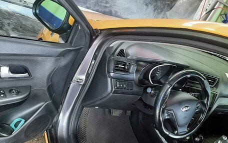 KIA Rio III рестайлинг, 2015 год, 630 000 рублей, 10 фотография