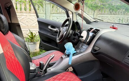 Toyota Auris II, 2008 год, 700 000 рублей, 11 фотография
