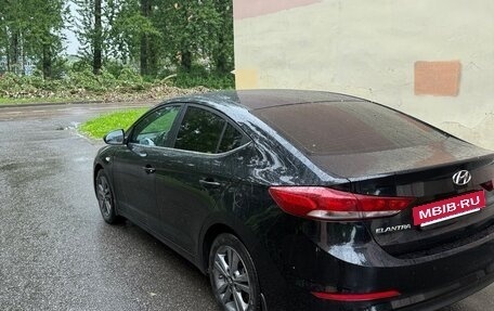 Hyundai Elantra VI рестайлинг, 2016 год, 1 250 000 рублей, 5 фотография