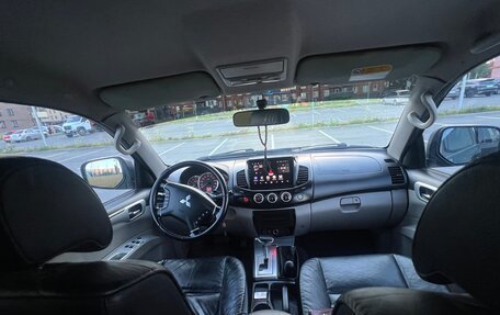 Mitsubishi L200 IV рестайлинг, 2013 год, 1 499 999 рублей, 11 фотография