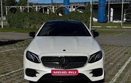 Mercedes-Benz E-Класс, 2019 год, 4 690 000 рублей, 1 фотография