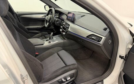 BMW 5 серия, 2020 год, 4 390 000 рублей, 13 фотография