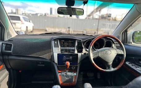Toyota Harrier, 2004 год, 1 200 000 рублей, 17 фотография