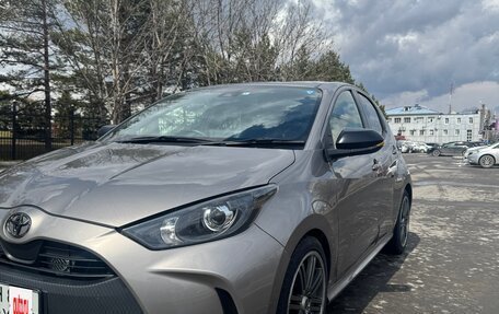 Toyota Yaris, 2020 год, 1 200 000 рублей, 6 фотография