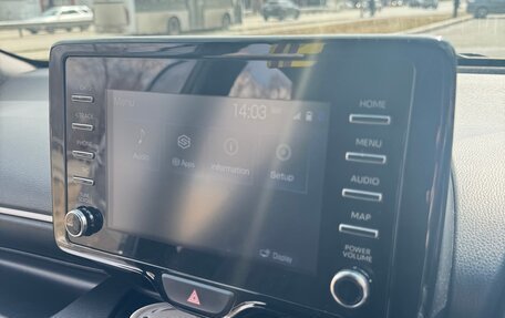 Toyota Yaris, 2020 год, 1 200 000 рублей, 15 фотография