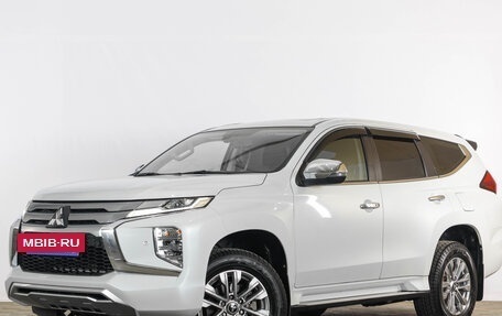 Mitsubishi Pajero Sport III рестайлинг, 2020 год, 3 699 000 рублей, 3 фотография