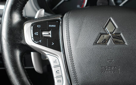Mitsubishi Pajero Sport III рестайлинг, 2020 год, 3 699 000 рублей, 14 фотография