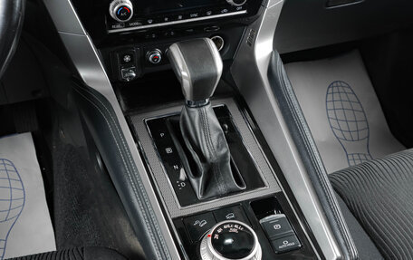 Mitsubishi Pajero Sport III рестайлинг, 2020 год, 3 699 000 рублей, 17 фотография