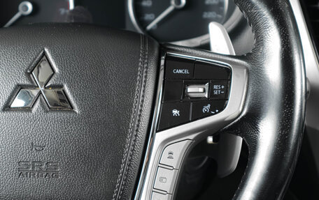 Mitsubishi Pajero Sport III рестайлинг, 2020 год, 3 699 000 рублей, 15 фотография