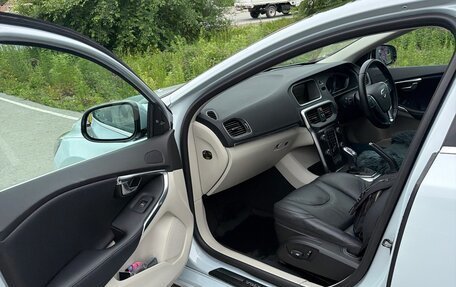 Volvo V40 II рестайлинг, 2013 год, 1 500 000 рублей, 15 фотография