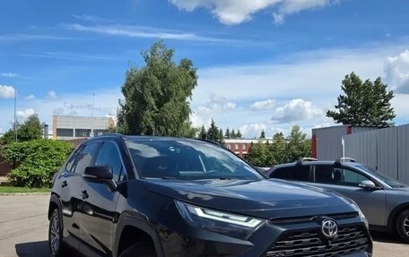 Toyota RAV4, 2023 год, 4 200 000 рублей, 3 фотография