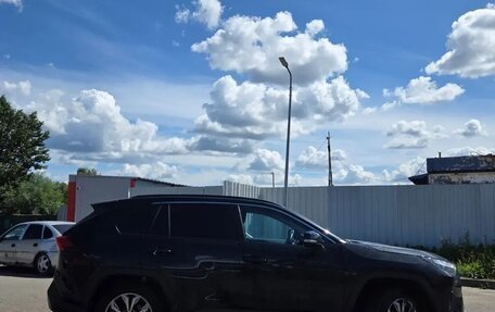 Toyota RAV4, 2023 год, 4 200 000 рублей, 4 фотография