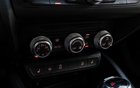 Audi A1, 2011 год, 990 000 рублей, 12 фотография