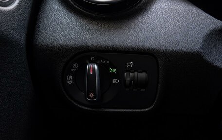 Audi A1, 2011 год, 990 000 рублей, 17 фотография