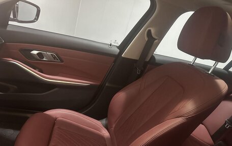 BMW 3 серия, 2023 год, 3 210 000 рублей, 15 фотография