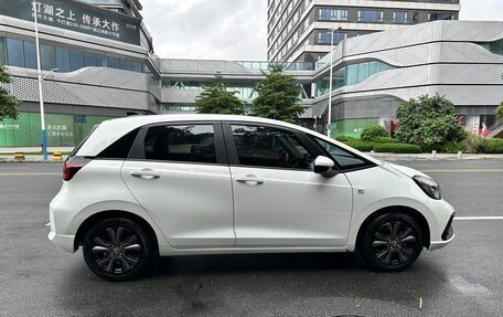 Honda Fit, 2022 год, 1 220 700 рублей, 6 фотография