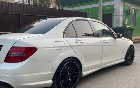 Mercedes-Benz C-Класс, 2011 год, 1 580 000 рублей, 3 фотография