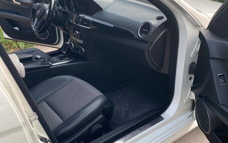 Mercedes-Benz C-Класс, 2011 год, 1 580 000 рублей, 8 фотография