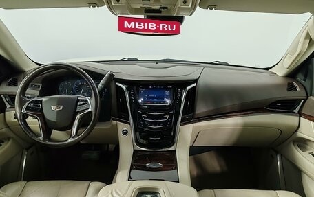 Cadillac Escalade IV, 2015 год, 2 929 000 рублей, 14 фотография