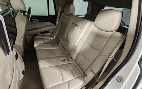 Cadillac Escalade IV, 2015 год, 2 929 000 рублей, 22 фотография