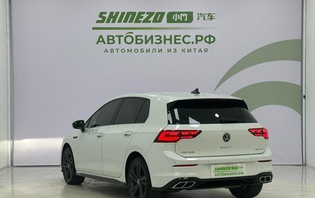 Volkswagen Golf VIII, 2021 год, 1 878 000 рублей, 4 фотография